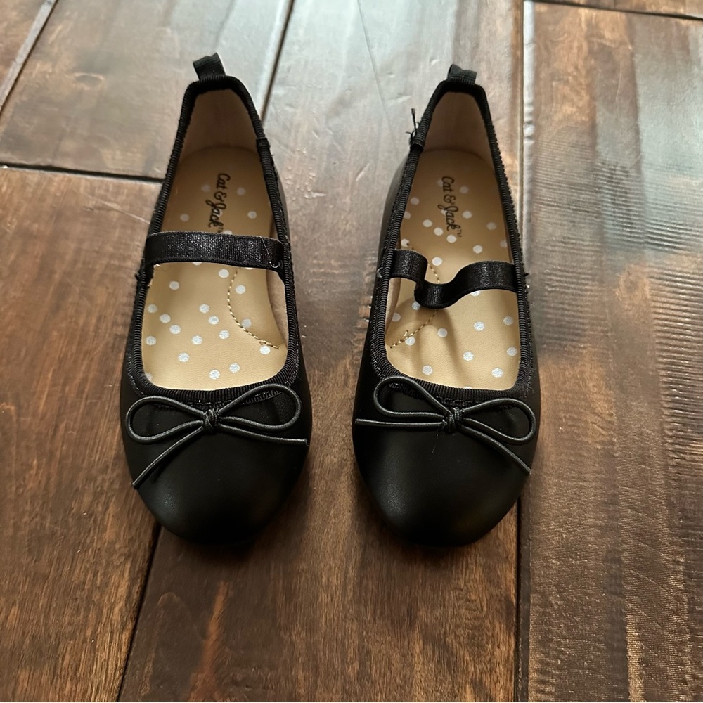 Cat and Jack ballet flats size 8 toddler